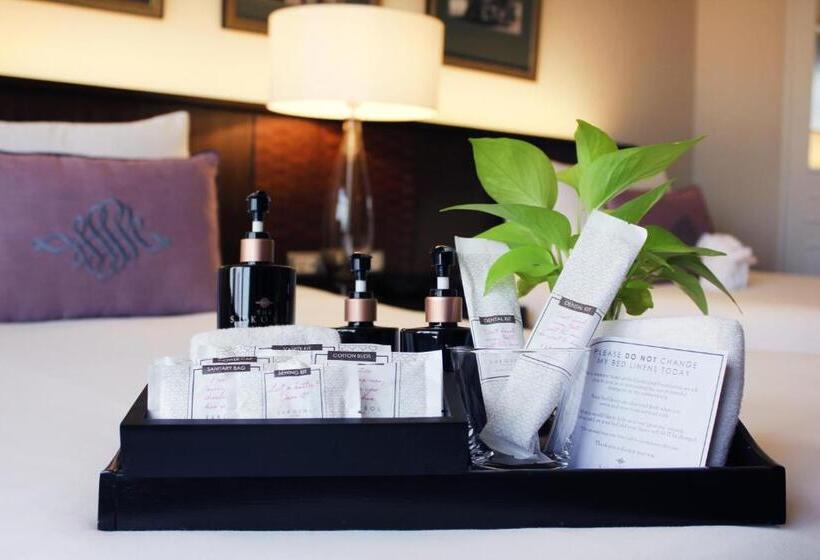 غرفة بريميوم, The Sukosol