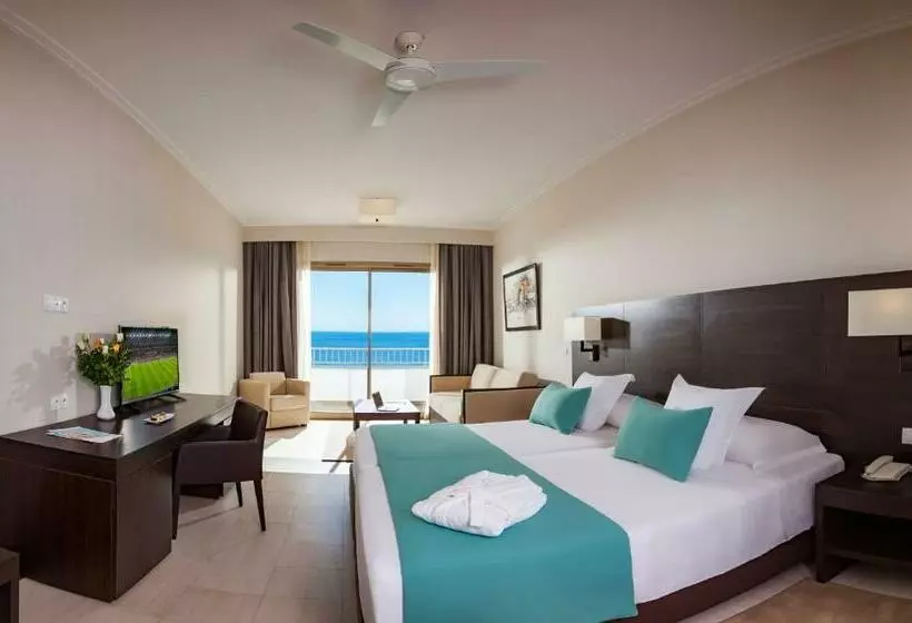 اتاق استاندارد با چشمانداز دریا, Concorde Green Park Palace