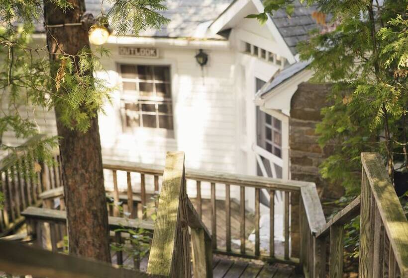 Хижина, Basin Harbor