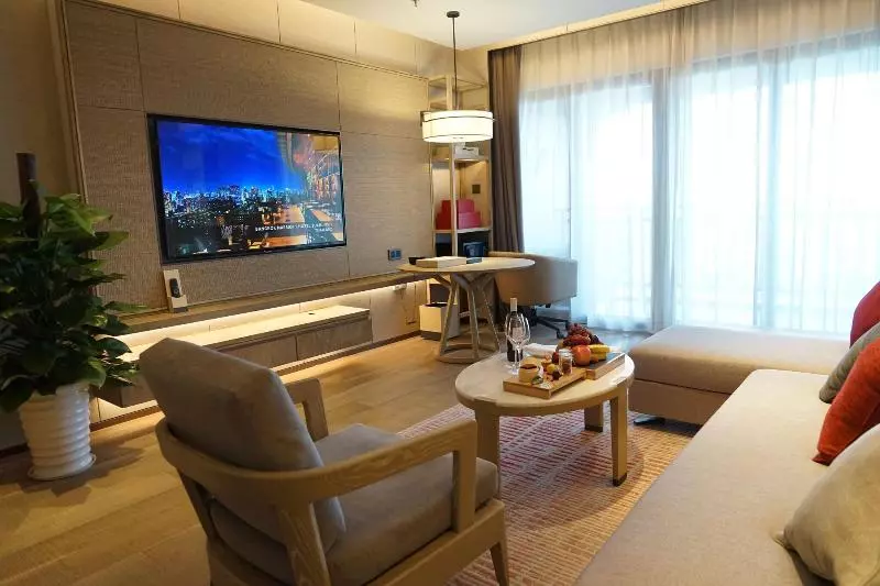 اتاق استاندارد برای معلولان, Best Western Plus Airport Plaza