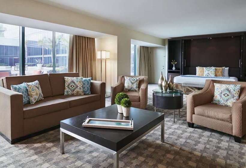 جناح رئاسى, Hilton Anaheim