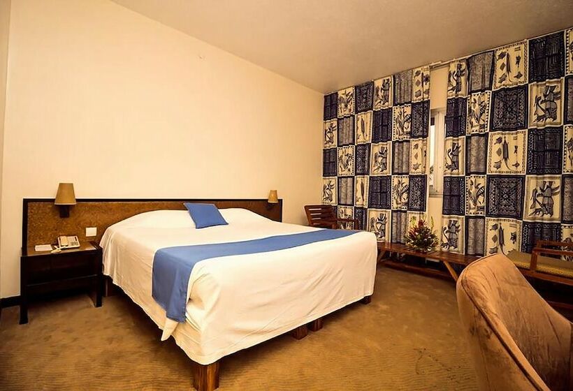 اتاق استاندارد با چشمانداز شهر, Sarakawa