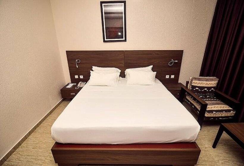 اتاق استاندارد با چشمانداز دریا, Sarakawa