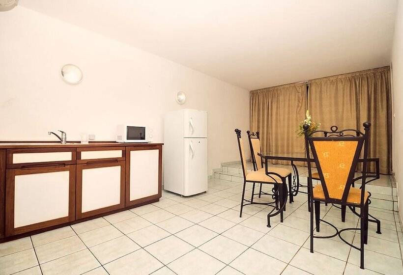 بانگلوی استاندارد, Sarakawa