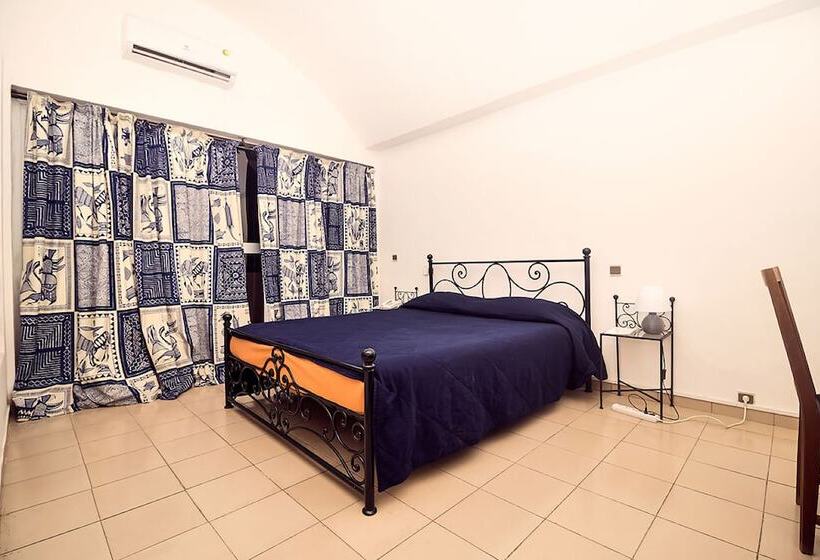 بانگلوی استاندارد, Sarakawa