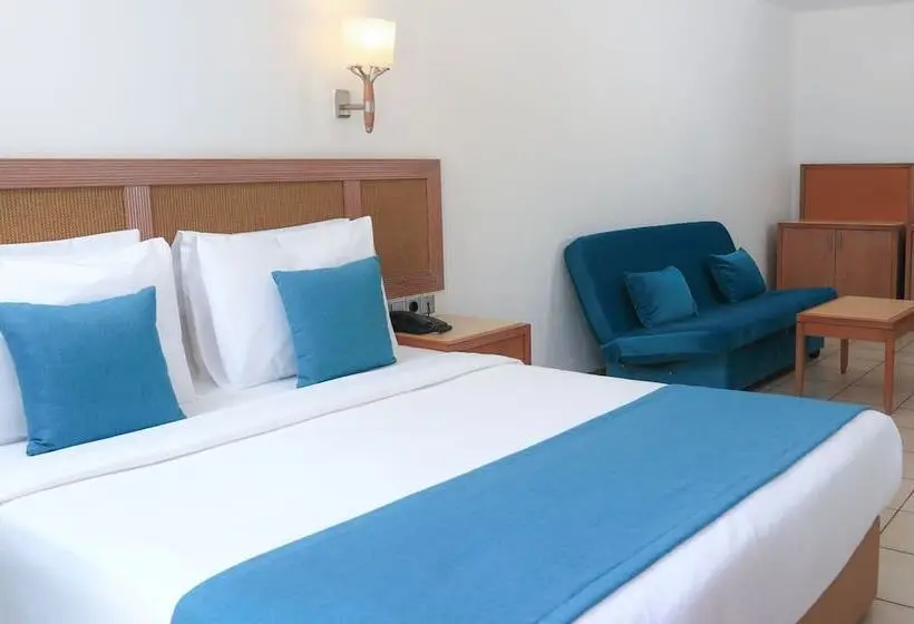 بانگلوی استاندارد, Labranda Mares Marmaris