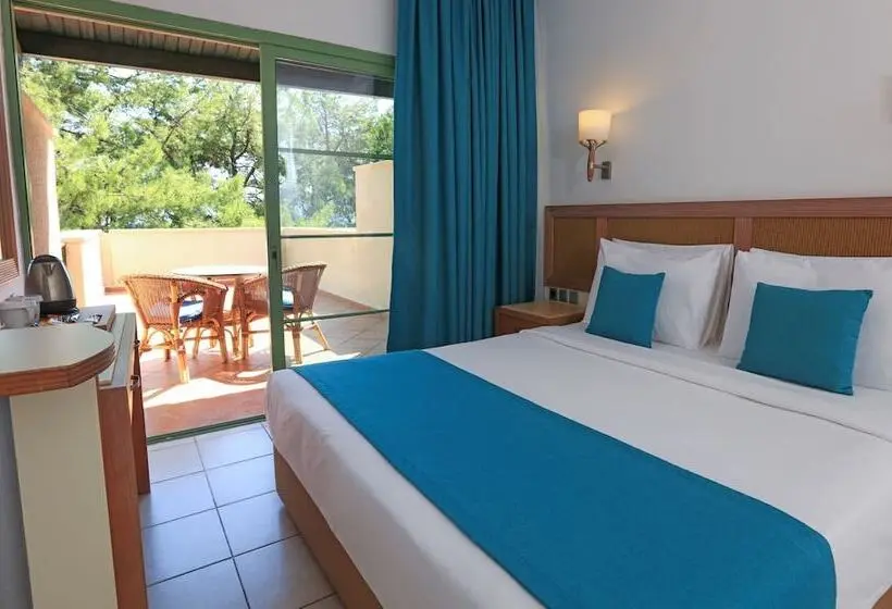 بانگلوی استاندارد, Labranda Mares Marmaris