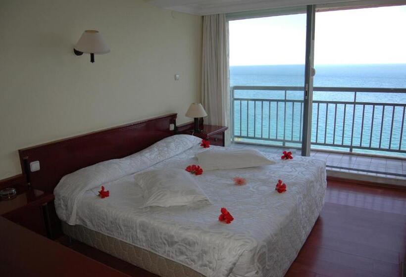 Chambre Standard Vue Mer, Lara Otel
