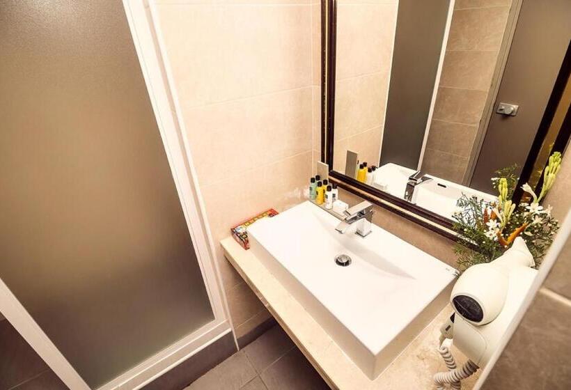 سوییت جونیور, Sarakawa