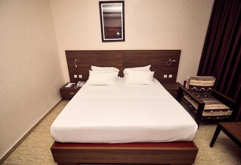 اتاق استاندارد با چشمانداز دریا, Sarakawa