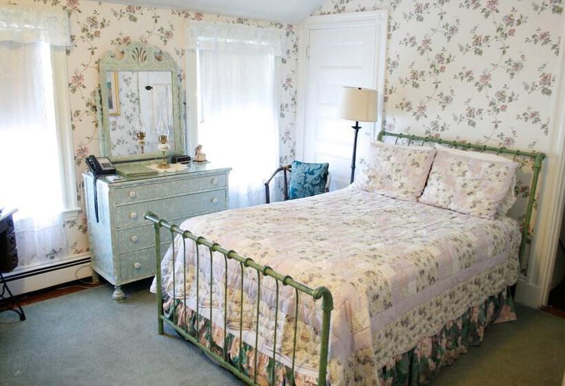 スタンダードルーム, The Coolidge Corner Guest House: A Brookline Bed And Breakfast