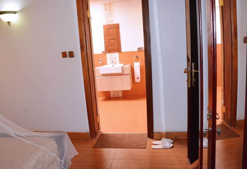 سوییت اجرایی, White Horse Inn