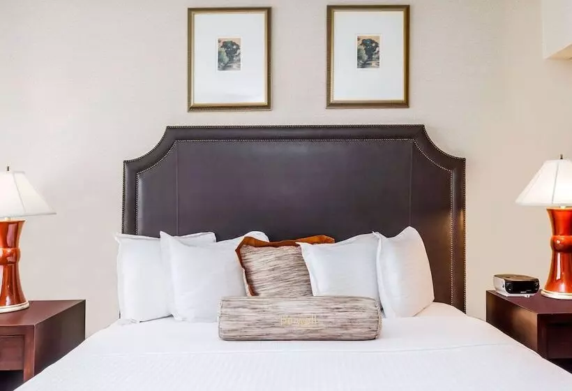 اتاق استاندارد با 2 تخت دوبل, Wyndham Indianapolis Airport