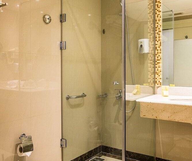 اتاق اساندارد با چشم‌انداز جانبی به دریا, Plaza Hotel Alexandria