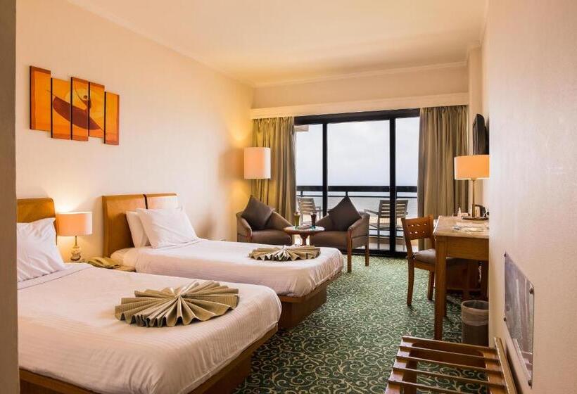 اتاق اجرایی, Plaza Hotel Alexandria