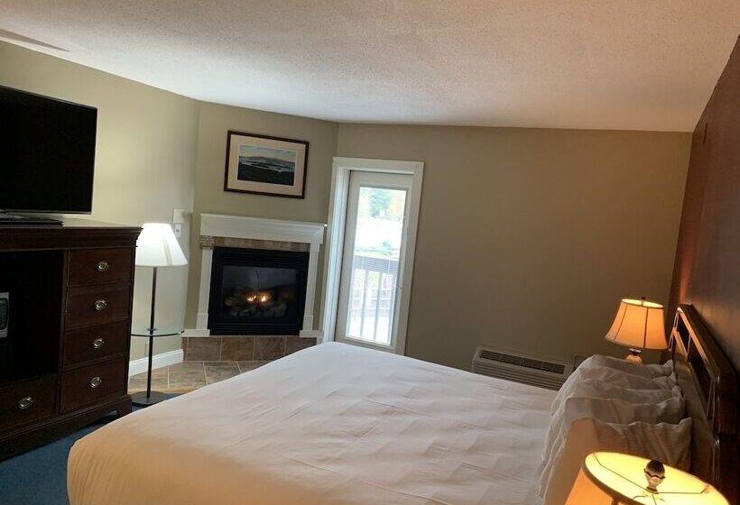 디럭스 룸, Fireside Inn & Suites Gilford