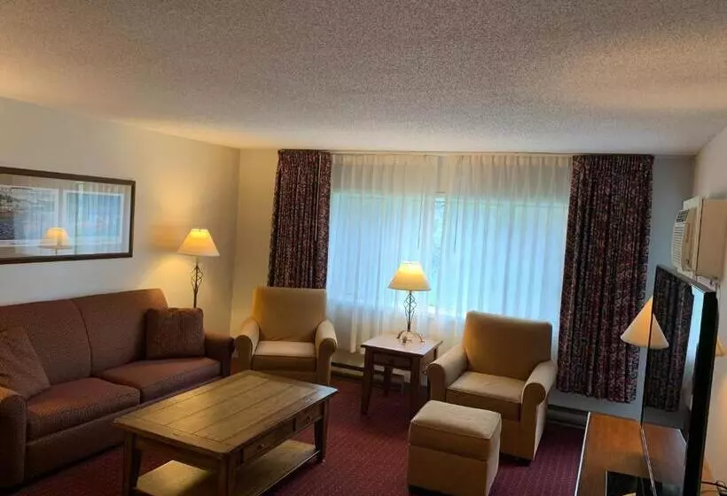 キングサイズベッドのデラックススイート, Fireside Inn & Suites Gilford