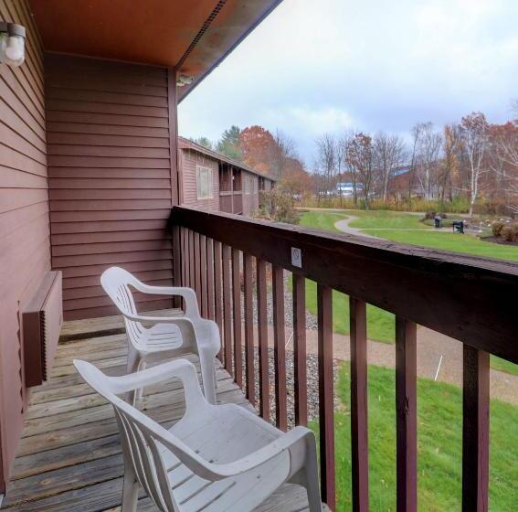 디럭스 룸, Fireside Inn & Suites Gilford