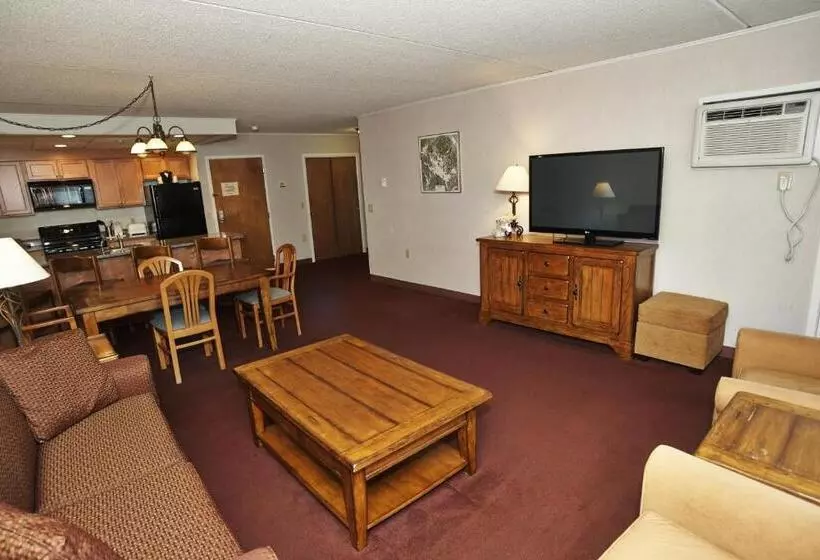 マウンテンビュースイート, Fireside Inn & Suites Gilford