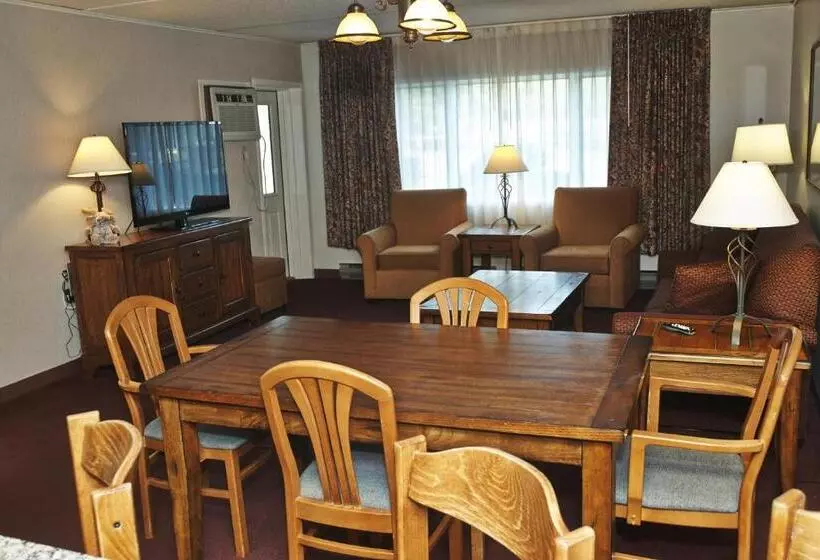 マウンテンビュースイート, Fireside Inn & Suites Gilford