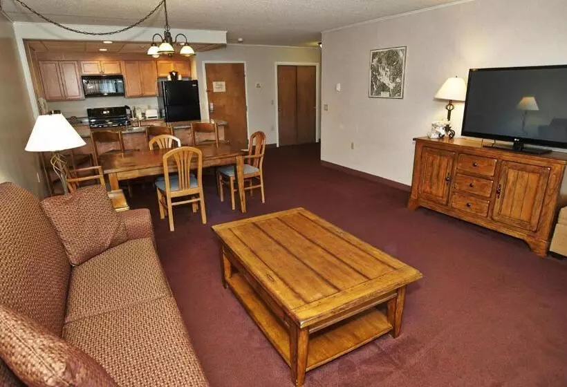 キングサイズベッドのデラックススイート, Fireside Inn & Suites Gilford