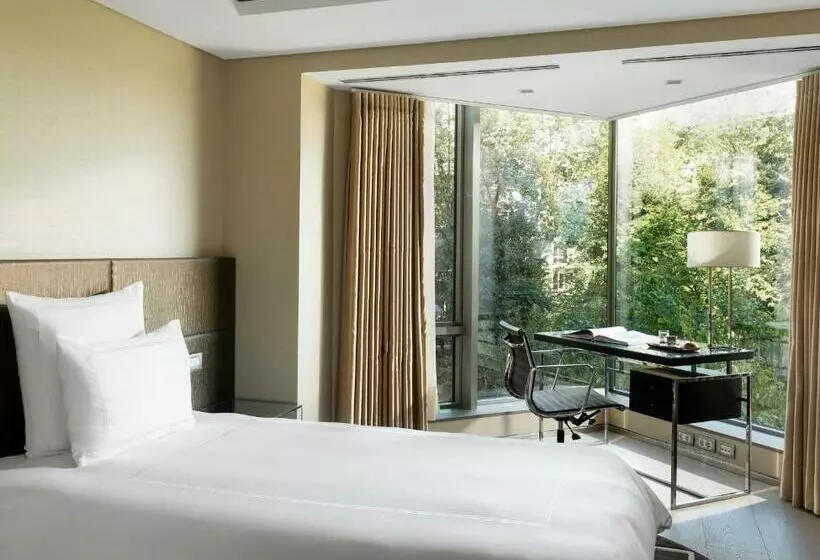 2 Bedroom Apartment, Swissotel The Bosphorus Istanbul