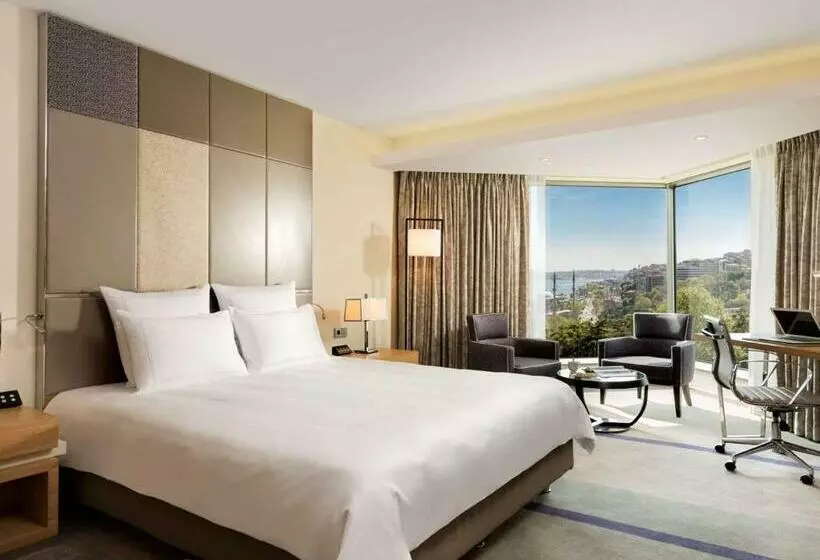 Executive Room King Size Bed, Swissotel The Bosphorus Istanbul
