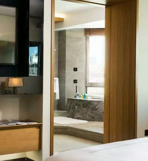 Junior Suite, Swissotel The Bosphorus Istanbul