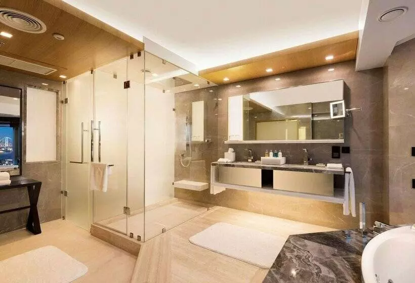 Junior Suite, Swissotel The Bosphorus Istanbul