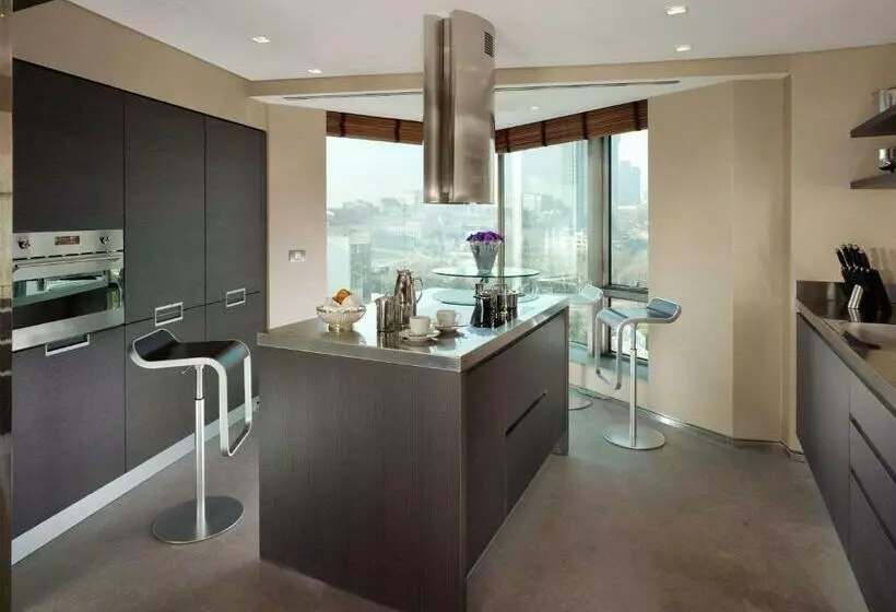 Huoneisto 1 Makuuhuone Näkymä, Swissotel The Bosphorus Istanbul