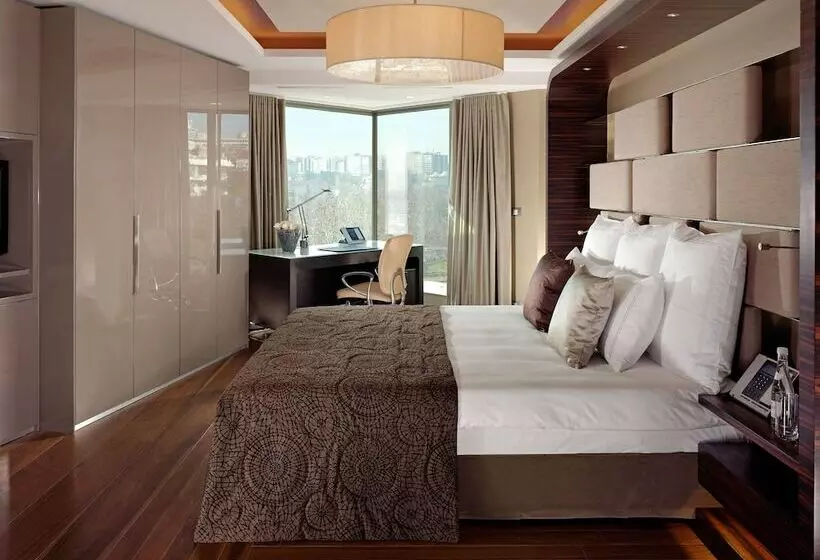 Huoneisto 1 Makuuhuone Näkymä, Swissotel The Bosphorus Istanbul
