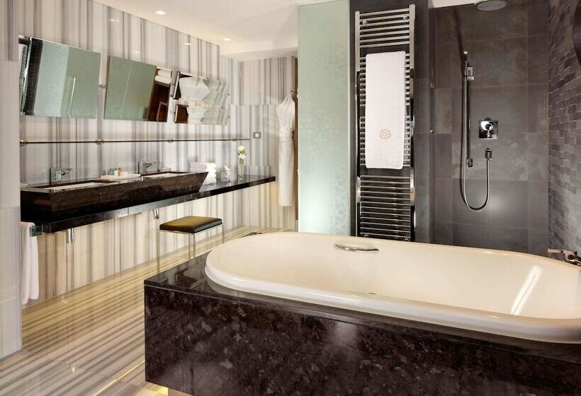 آپارتمان 3 خوابه, Swissotel The Bosphorus Istanbul