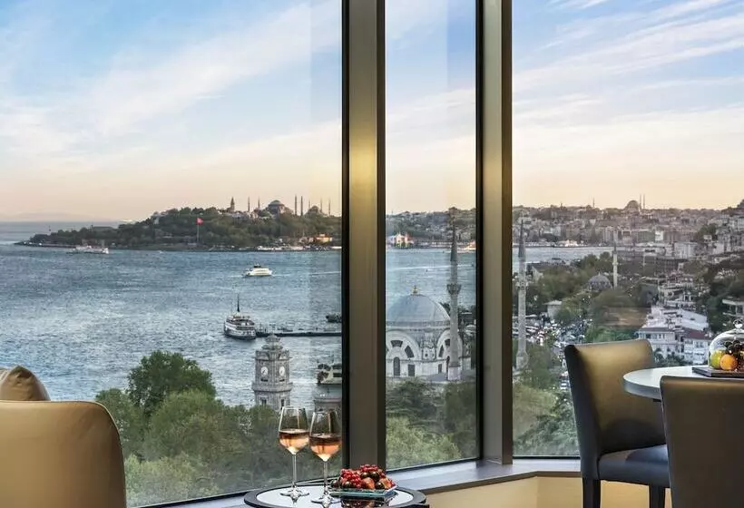 Executive-huone, Swissotel The Bosphorus Istanbul