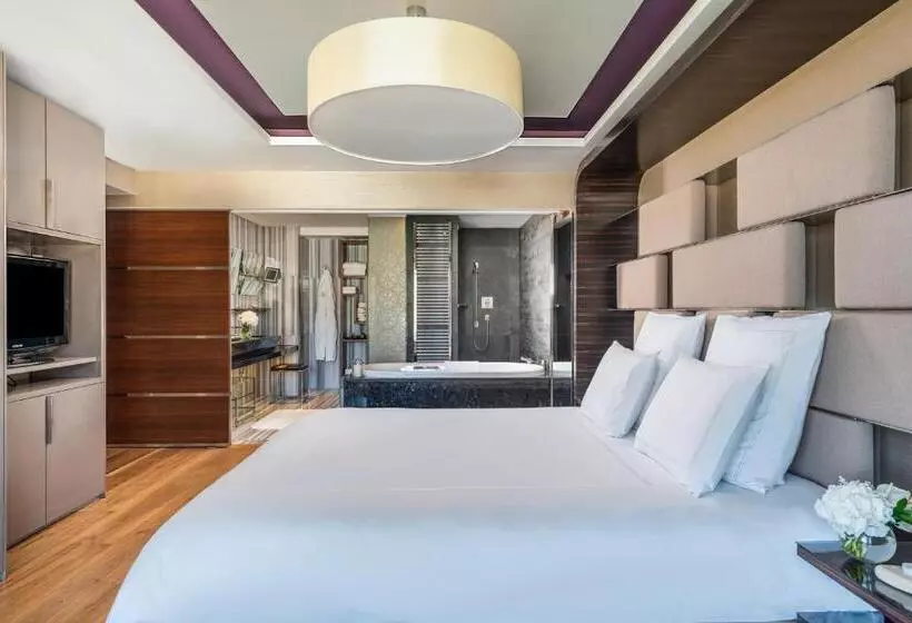 3 Bedroom Apartment, Swissotel The Bosphorus Istanbul