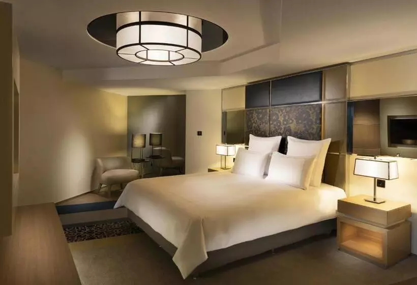 Deluxe Suite, Swissotel The Bosphorus Istanbul
