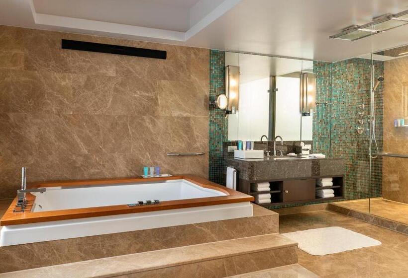 سوئیت ریاست جمهوری سه خوابه, Swissotel The Bosphorus Istanbul