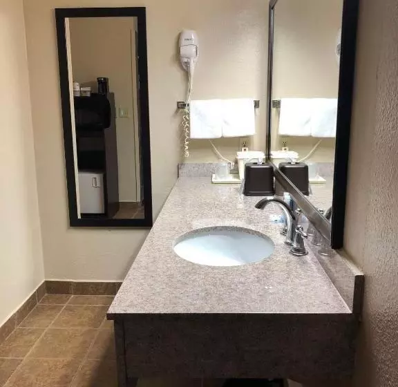 Standard-invahuone King-vuode, Best Western Lakewood  Historic Landmark