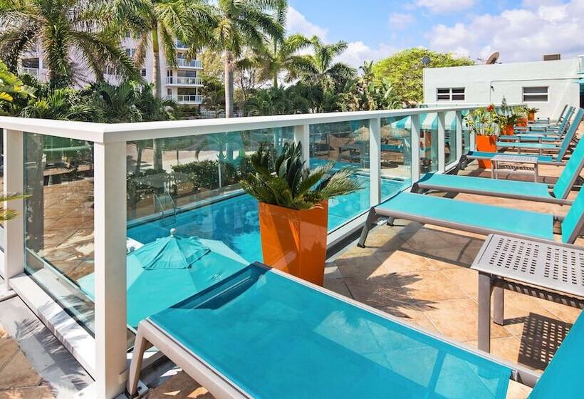 스탠다드 룸 더블 침대 2개, Best Western Plus Oceanside Inn