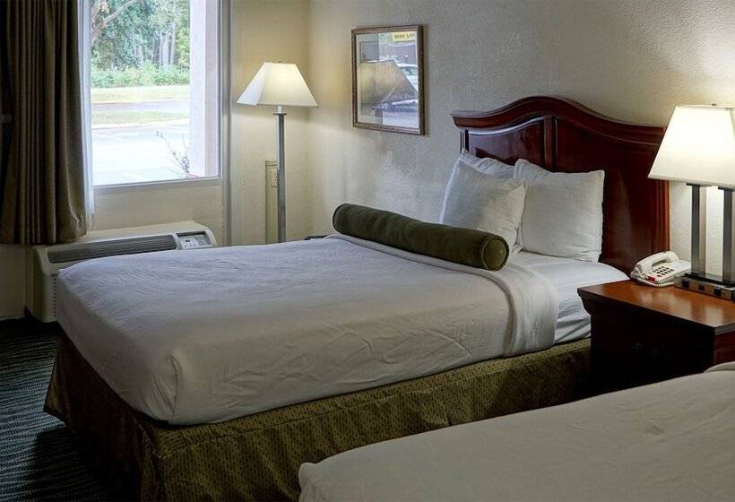 Номер Стандарт 2 Двуспальные Кровати, Best Western Point South