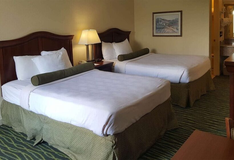 Номер Стандарт 2 Двуспальные Кровати, Best Western Point South