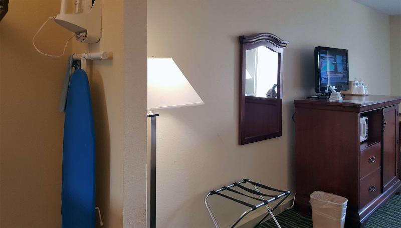 장애인을 위한 스탠다드 룸, Best Western Point South