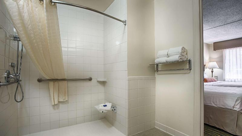 Номер Стандарт Адаптированный для Инвалидов, Best Western Point South