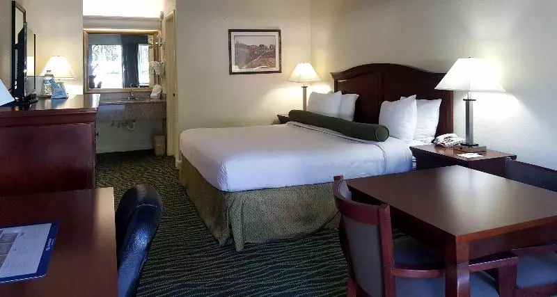 スタンダードルーム, Best Western Point South