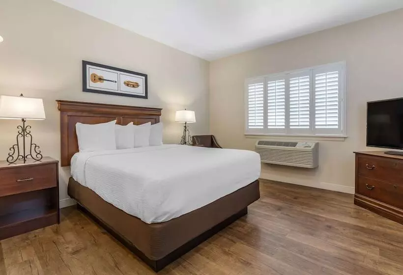 سوییت, Best Western Rose Garden Inn