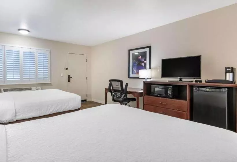 اتاق استاندارد, Best Western Rose Garden Inn