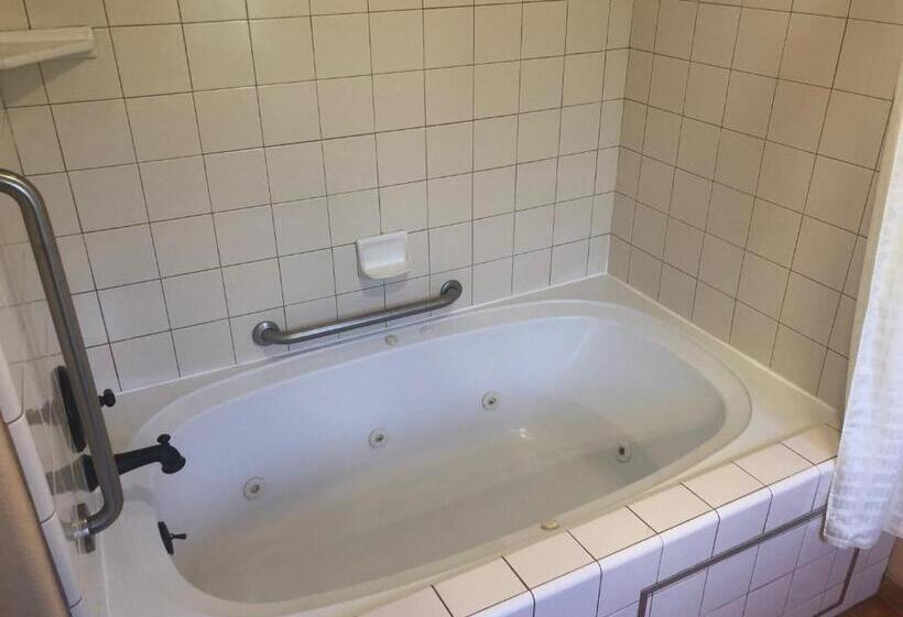 غرفة قياسية سرير كينج, Best Western Rose Garden Inn