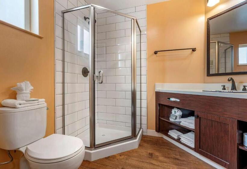 غرفة قياسية سرير كينج, Best Western Rose Garden Inn