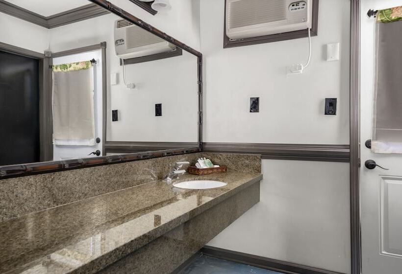 スイート, Caliente Tropics