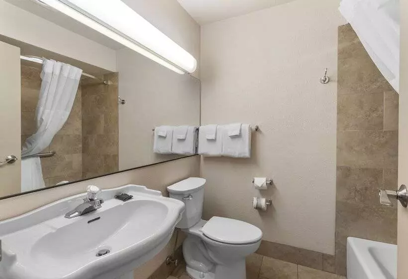 ２ダブルベッドのスタンダードルーム, Cedar Street Hotel & Suites