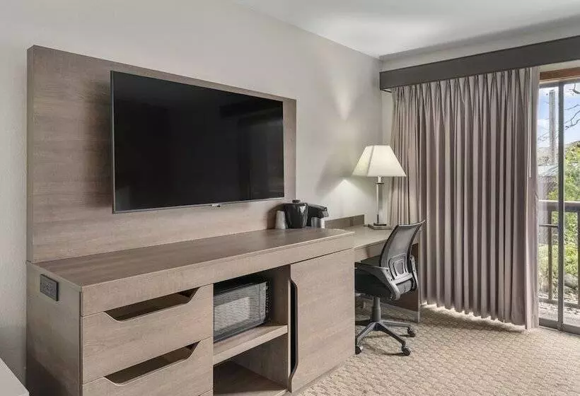 ２ダブルベッドのスタンダードルーム, Cedar Street Hotel & Suites